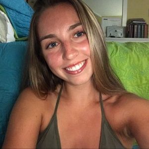 Meet your Posher, Natalie